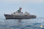 Ракетный фрегат «Ли Тай То» принимает участие в морском параде. Фото: ВИА.