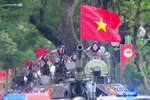Колонна танков Т-90 на репетиции парада. Фото: ВИА.