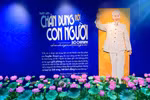 Экспозиция выполнена Музеем Хо Ши Мина. (Фото: Vietnam+)