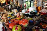 Изделия из лакированной древесины, произведённые в ремесленной деревне Хатхай (коммуна Зуенха, уезд Тхыонгтин), экспортируются на рынки Европы, Японии и Республики Корея. Фото: ВИА.