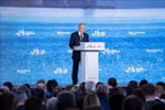 Президент России Владимир Путин выступает на пленарном заседании Восточного экономического форума 2025 года во Владивостоке, Дальний Восток России. Фото: ВИА.