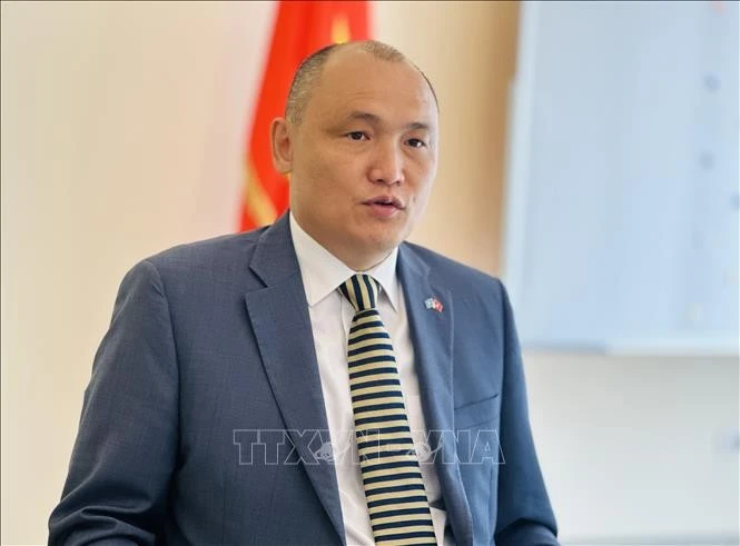 Посол Республики Казахстан во Вьетнаме Канат Тумыш дал интервью представителям СМИ, в котором рассказал о содержании предстоящего визита и сотрудничества между двумя странами. Фото: ВИА.