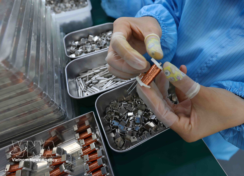 Электронная продукция, на 100% ориентированная на экспорт, компании ООО «SANYOU Вьетнам Электроникс» в промышленной зоне Туха, городок Хыонгча, город Хюэ. Фото: ВИА.