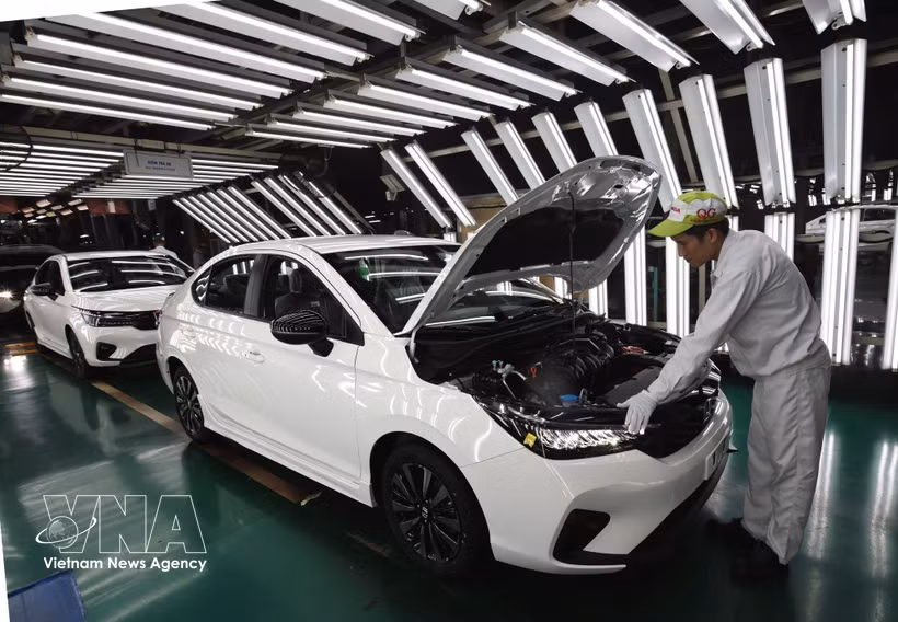 Производство автомобилей на заводе Honda Vietnam, район Виньфук, провинция Футхо. Фото: ВИА.