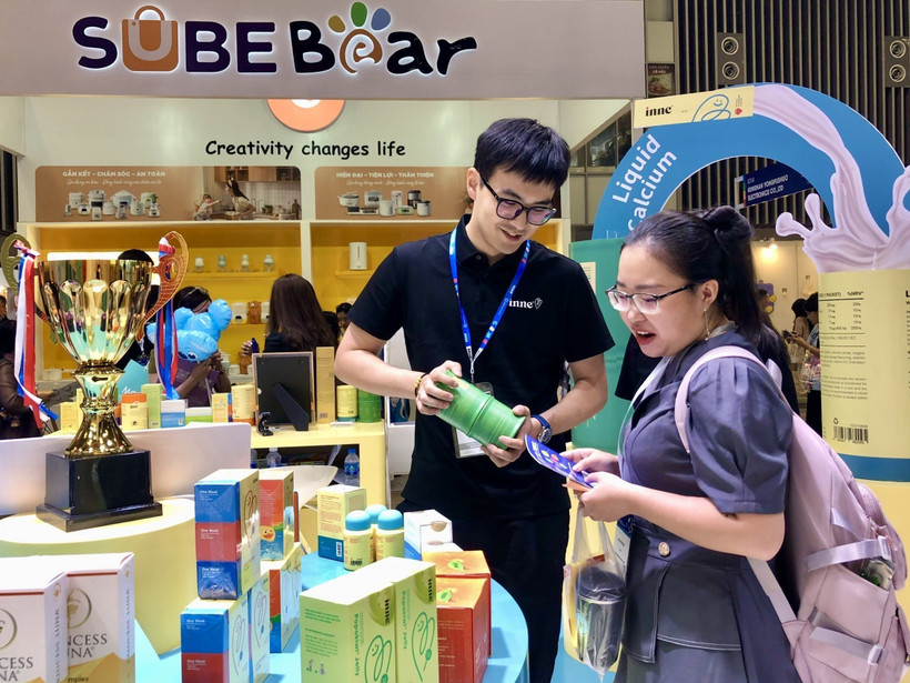 На выставках представлена разнообразная коллекция товаров для дома. Фото: ВИА.