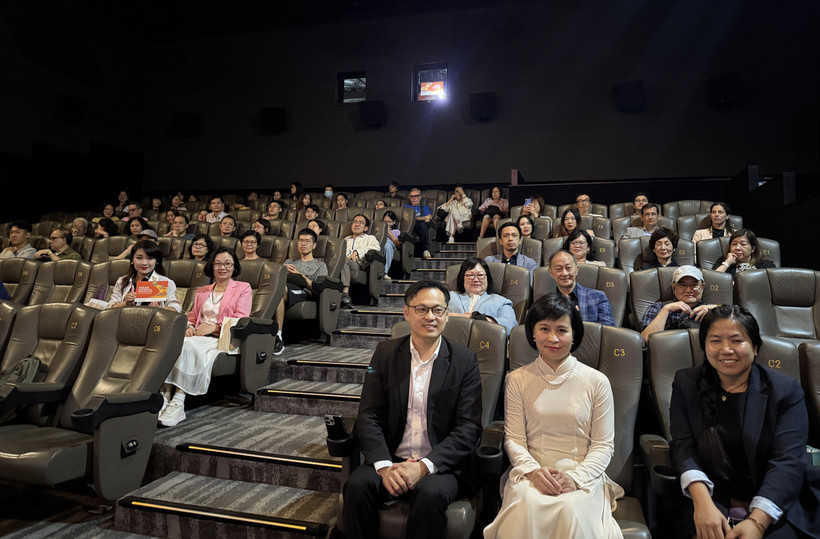 Обстановка на премьере фильма «Дао, фо и пианино» в Гонконге. Фото: ВИА.