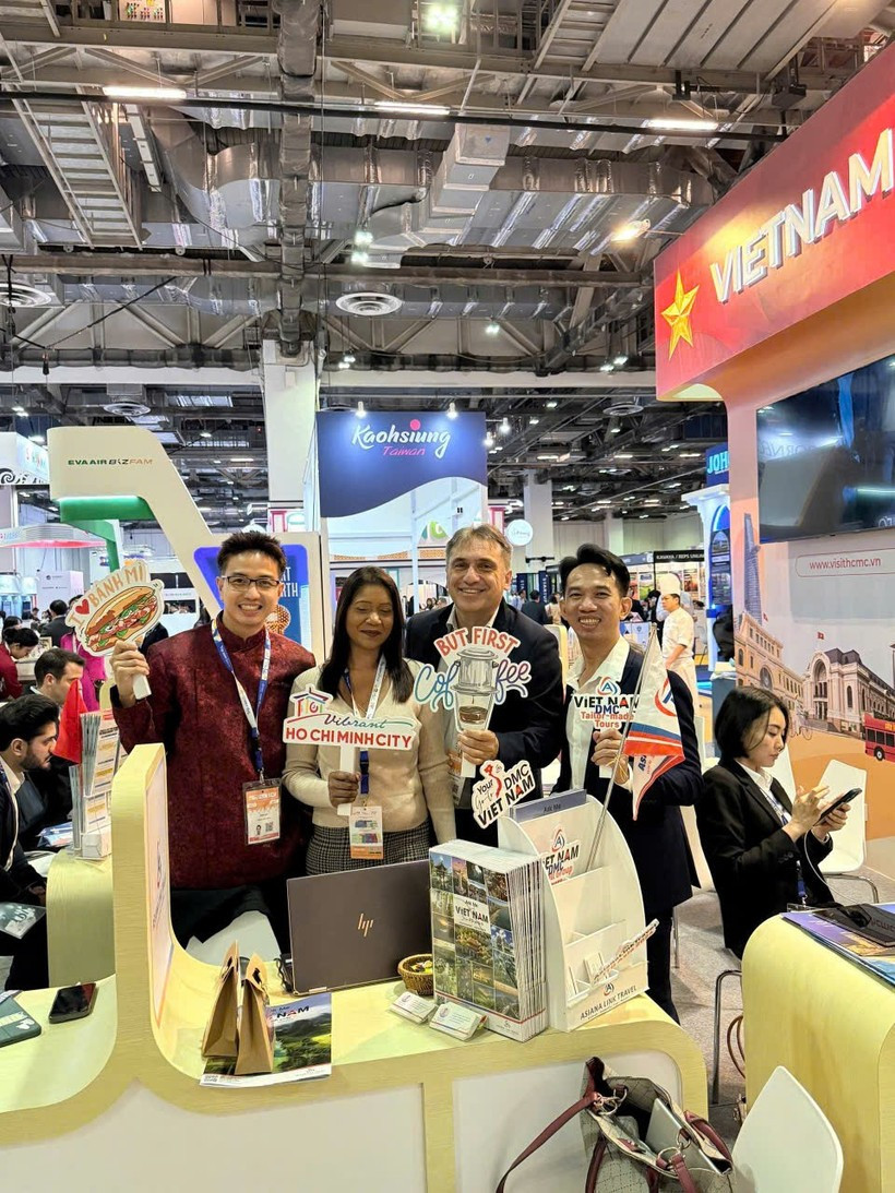 Департамент туризма Хошимина возглавил организацию Программы продвижения туризма на Международной туристической ярмарке ITB Asia 2025, проходящей в Сингапуре. Фото: Vietnam+.