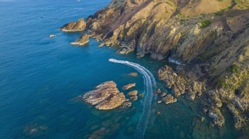 Прозрачные кристально чистые воды в Эозьо, Куинён. Фото: ВИА