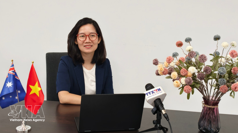 Чан Тхи Тхань Ми, Руководитель Торгового представительства Вьетнама в Австралии, поделилась с корреспондентом Вьетнамского Информационного Агентства информацией о потенциале торгово-инвестиционных отношений между Вьетнамом и Австралией. Фото: ВИА.
