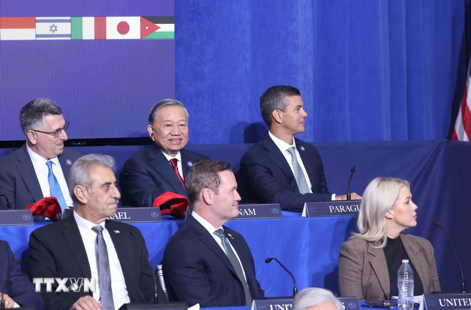 Участники первого заседания Совета мира по Газе. (Фото: ВИА)