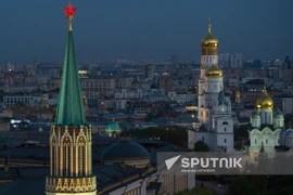 Рубиновые звезды Московского Кремля засияли