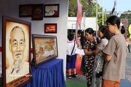 Модель стартапа из рисового зерна молодого предпринимателя в Кантхо