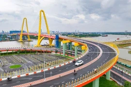 Ключевые инфраструктурные проекты преобразили страну (Фото: ВИА)