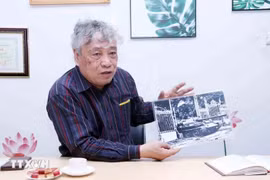 Журналист Чан Май Хыонг и его знаковая фотография танка 846 Армии освобождения, въезжающего во Дворец Независимости 30 апреля 1975 года (Фото: ВИА)