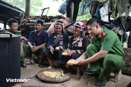 Инвестиции, сосредоточенные на нуждах населения, прежде всего бедных жителей трудных регионов (Фото: Вьетнам+)