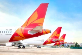 Авиакомпания Sun PhuQuoc Airways официально получила от Управления гражданской авиации Вьетнама одновременно Сертификат эксплуатанта воздушных судов (AOC) и Сертификат учебной авиационной организации (ATO) (Фото: Bnews)