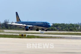 Vietnam Airlines перенаправляет рейсы в районах, пострадавших от тайфуна (Фото: Bnews)
