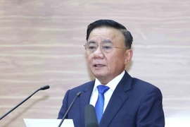 Товарищ Чан Кам Ту, член Политбюро, Постоянный член Секретариата ЦК КПВ, выступает с руководящими указаниями на конференции (Фото: ВИА)