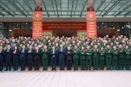 Генсек То Лам с делегатами на встрече (Фото: ВИА)