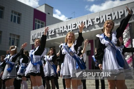 Россия: Последний звонок в школах