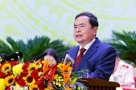 Председатель Национального собрания Чан Тхань Ман выступает с руководящей речью на съезде (Фото: ВИА)