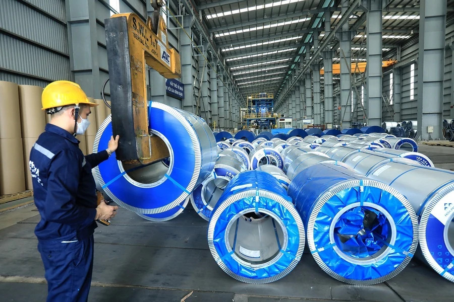 Продукция компании Hoa Phat Steel Pipe Co. Ltd не только обслуживает внутренний рынок, но и отвечает требованиям таких сложных рынков, как ЕС, Канада и Япония. (Фото: ВИА)