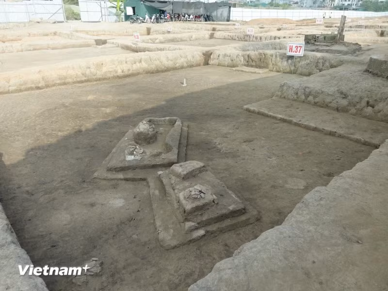 Открытие имеет большое значение для изучения эпохи металла на севере Вьетнама, предлагая исследователям более четкое представление о том, как были организованы жилые пространства для противодействия угрозам, исходящим как от окружающей среды, так и от древних обществ. (Фото: ВИА)