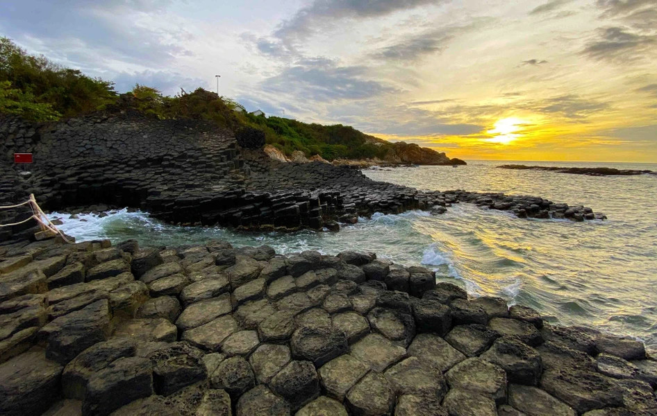 Восход солнца на рифе Гень Да-Диа (Фото: ВИА)