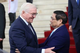 Премьер-министр Фам Минь Тьинь провёл встречу с президентом ФРГ Франком-Вальтером Штайнмайером в ходе государственного визита во Вьетнам (24 января 2024 года). (Фото: ВИА)