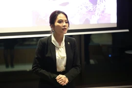 Кристин Ле, председатель VIFA и основатель, генеральный директор компании по управлению активами Eastern Horizon, открывает семинар. (Фото: ВИА)