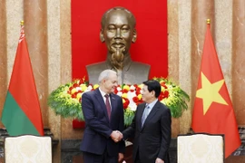 Президент государства Лыонг Кыонг принял Председателя Палаты представителей Республики Беларусь Игоря Сергеенко. (Фото: ВИА)