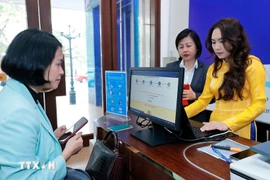 Формирование прозрачной среды государственной службы является важной основой для поддержания порядка и дисциплины и противодействия коррупции. (Фото: ВИА)