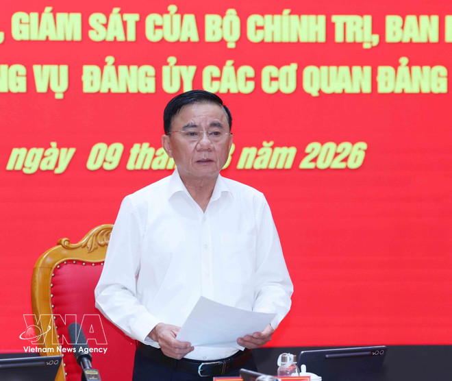 vnanet-potal-cong-bo-quyet-dinh-kiem-tra-giam-sat-cua-bo-chinh-tri-ban-bi-thu-doi-voi-ban-thuong-vu-dang-uy-cac-co-quan-dang-trung-uong-8628551.jpg