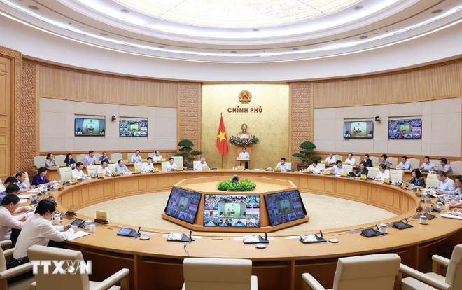 Очередное заседание правительства в июле 2025 года (Фото: ВИА) thu-tuong-hop-chinh-phu-thang-7-4.jpg