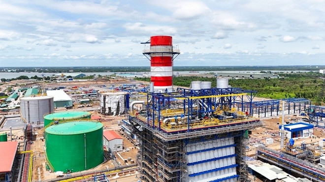 Электростанция Нёнчать 3 вместе с Нёнчать 4 — стратегические проекты Petrovietnam, ознаменовавшие переход к использованию СПГ (Фото: Petrotimes.vn) anh-12024101909372820250822163702.jpg