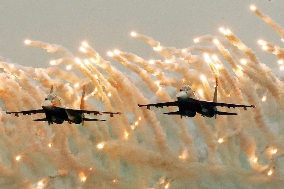 Народные ВВС Вьетнама оснащены современными истребителями Су-30МК2, реализуя политику прямого перехода к модернизации. (Фото: ВИА)