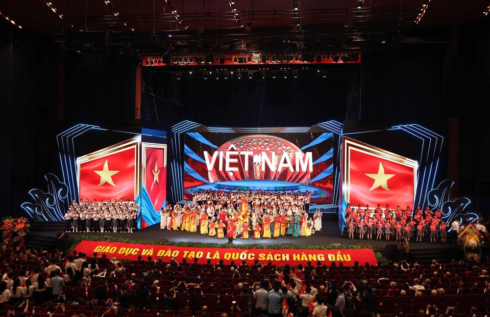 Художественное представление на церемонии. (Фото: ВИA)