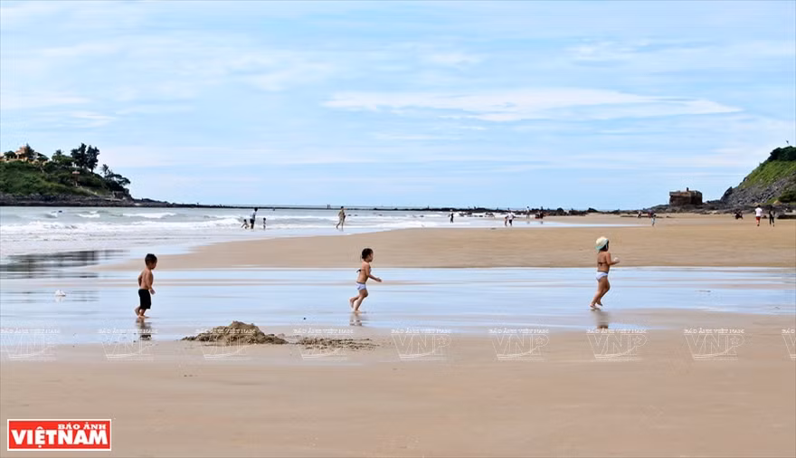 Обладая белопесочным берегом и чистой голубой морской воды, Вунгтау круглый год привлекает посетителей.