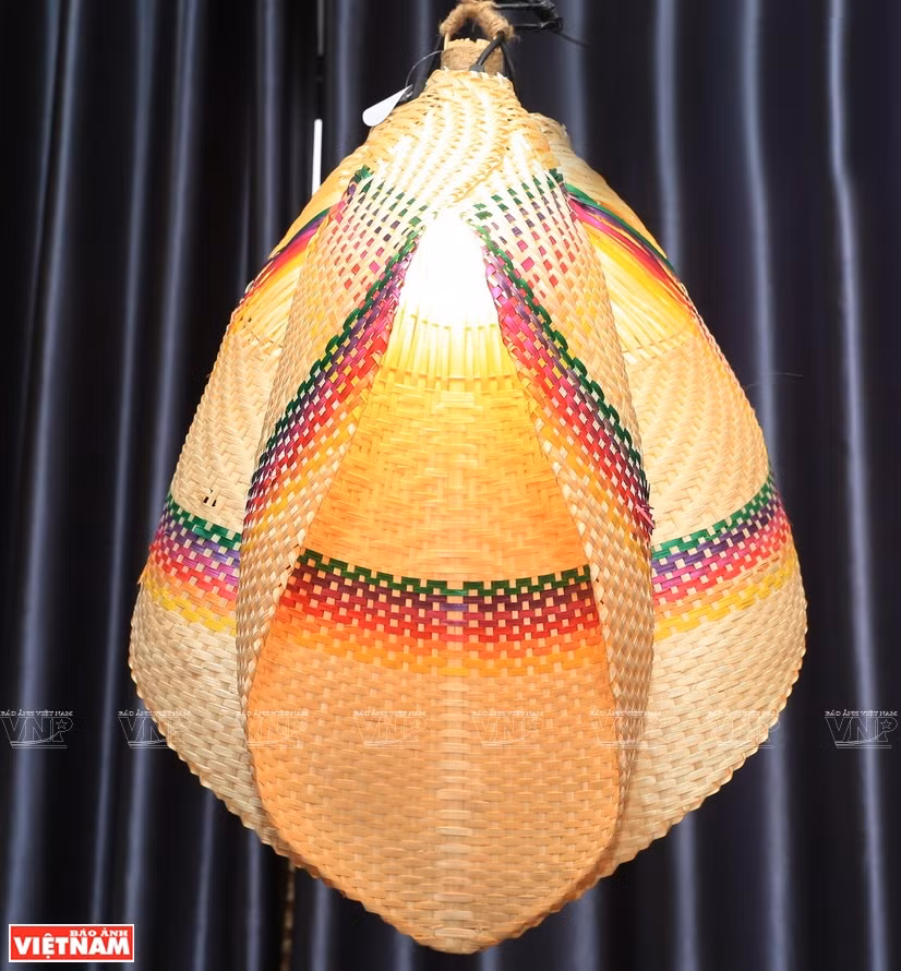 Веер в виде листья