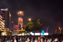 Площадка запуска фейерверков у башни Saigon Marina IFC (квартал Сайгон). Фото: ВИА.