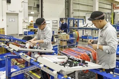 Эксперты отметили, что перспективы экономики Вьетнама по-прежнему опираются на стабильный приток прямых иностранных инвестиций и государственных инвестиций, которые играют важную роль в стимулировании экономического роста. Фото: thoibaotaichinh.vn.