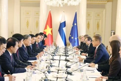 Генеральный секретарь То Лам провёл переговоры с президентом Финляндии Александром Стуббом