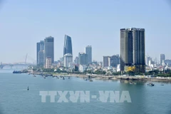 Множество частных предприятий инвестируют в сферу услуг и недвижимость в Дананге. Фото: ВИА.