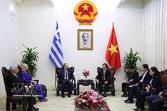 Заместитель Премьер-министра Хо Куок Зунг принял первого заместителя Председателя Парламента Греции. Фото: ВИА.