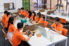 Студенты Университета FPT на учебном занятии. Фото: Vietnam+.