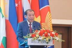 Министр культуры, спорта и туризма Нгуен Ван Хунг выступает. (Фото: ВИА)
