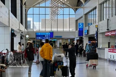 Пассажиры в международном аэропорту Дубая (ОАЭ), 7 марта 2026 года. Фото: Синьхуа/ВИА.