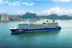 Круизный лайнер Celebrity Solstice.(Фото: sggp.org.vn)