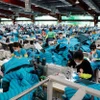 Пошив продукции на экспорт в США и ЕС на фабрике Maxport Garment Company. (Фото: ВИА)
