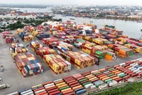 Портовая инфраструктура SOWATCO Лонгбинь, город Тхудык. (Иллюстративное фото: ВИА)